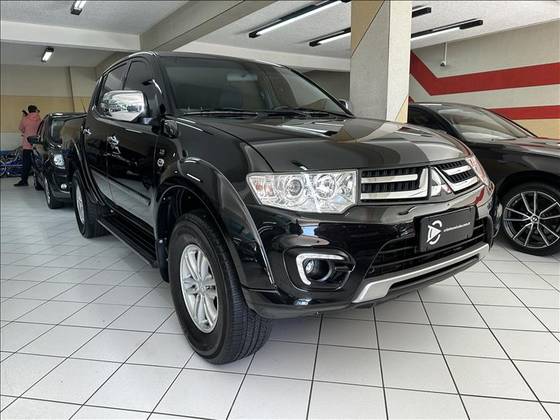 MITSUBISHI L200 TRITON 3.5 HPE 4X4 CD V6 24V FLEX 4P AUTOMÁTICO MITSUBISHI L200 TRITON 3.5 HPE 4X4 CD V6 24V FLEX 4P AUTOMÁTICO